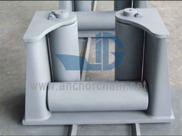 CB 3062-2011 Три валјаци Fairlead тип А