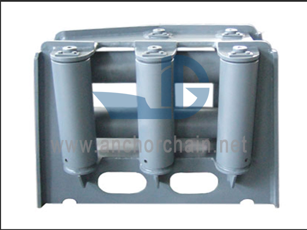 CB 3062-79 Nine Roller Fairlead Тип Е