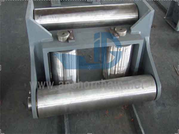 Инженерски ролери за садови Fairlead CB3015