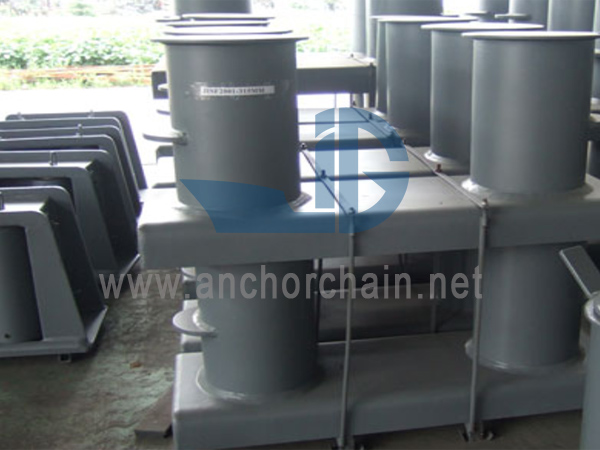JIS F2001 Double Bollard