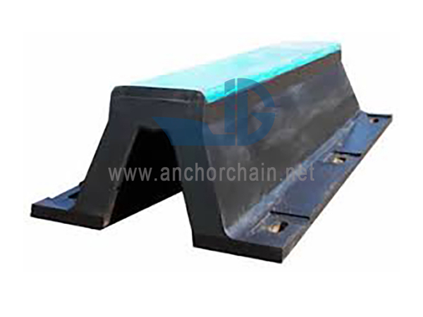 Тип Arch V гумен браник